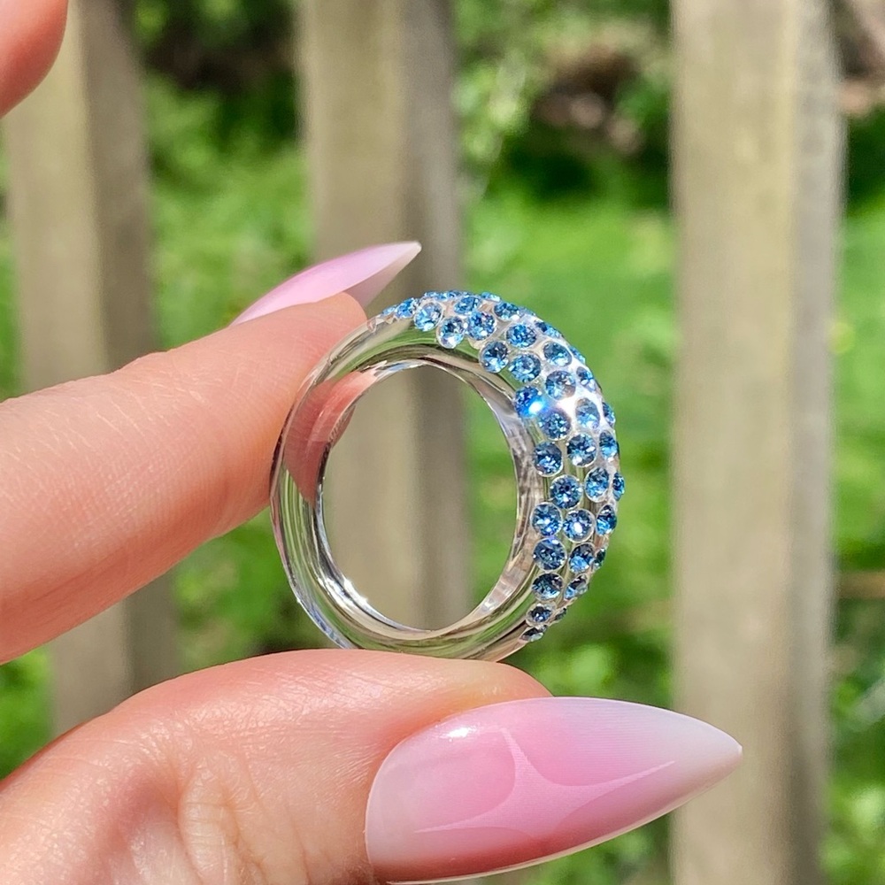 Elegant Blue Acrylic Swarovski Crystal Gemstone Ring